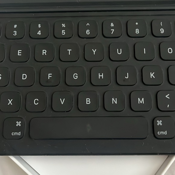 Smart Keyboard Folio - Picture 6 of 9